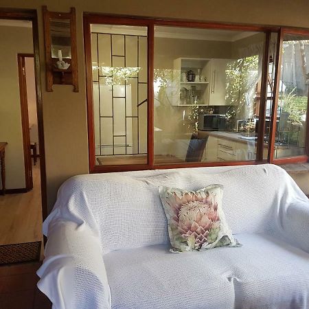 Protea Cottage George Εξωτερικό φωτογραφία